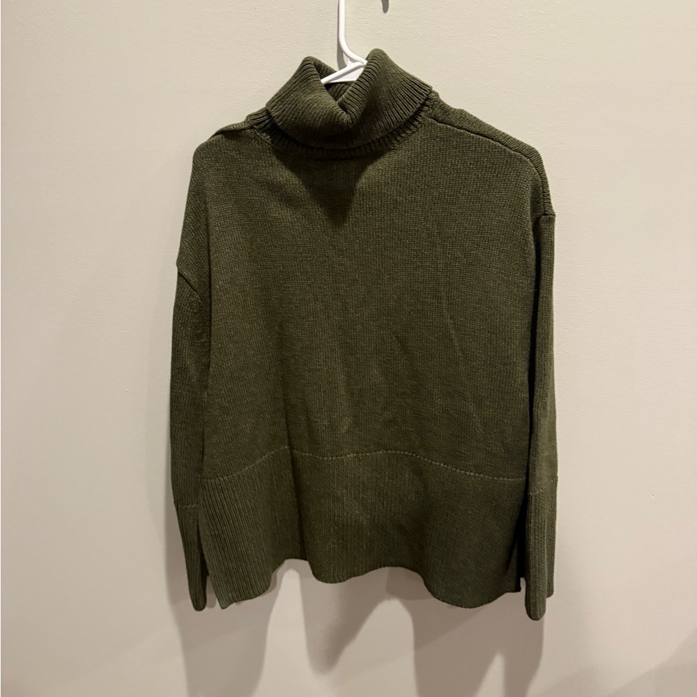 GAP Forest Green Turtleneck Thick Sweater Size S